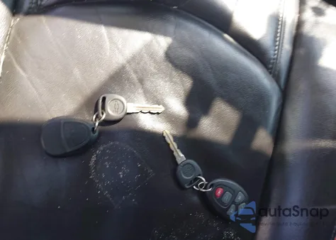 2010 Chevrolet Traverse Lt z USA, uszkodzony, nr VIN 1GNLVGED8AS141267